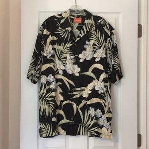 Tommy Bahama Button Down silk Short Sleeve Shirt